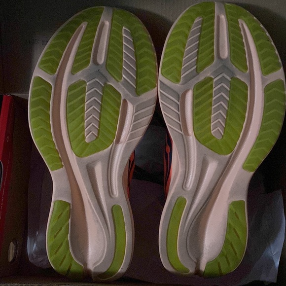 Saucony Ride 15 orange and galaxy running shoes - Picture 2 of 3